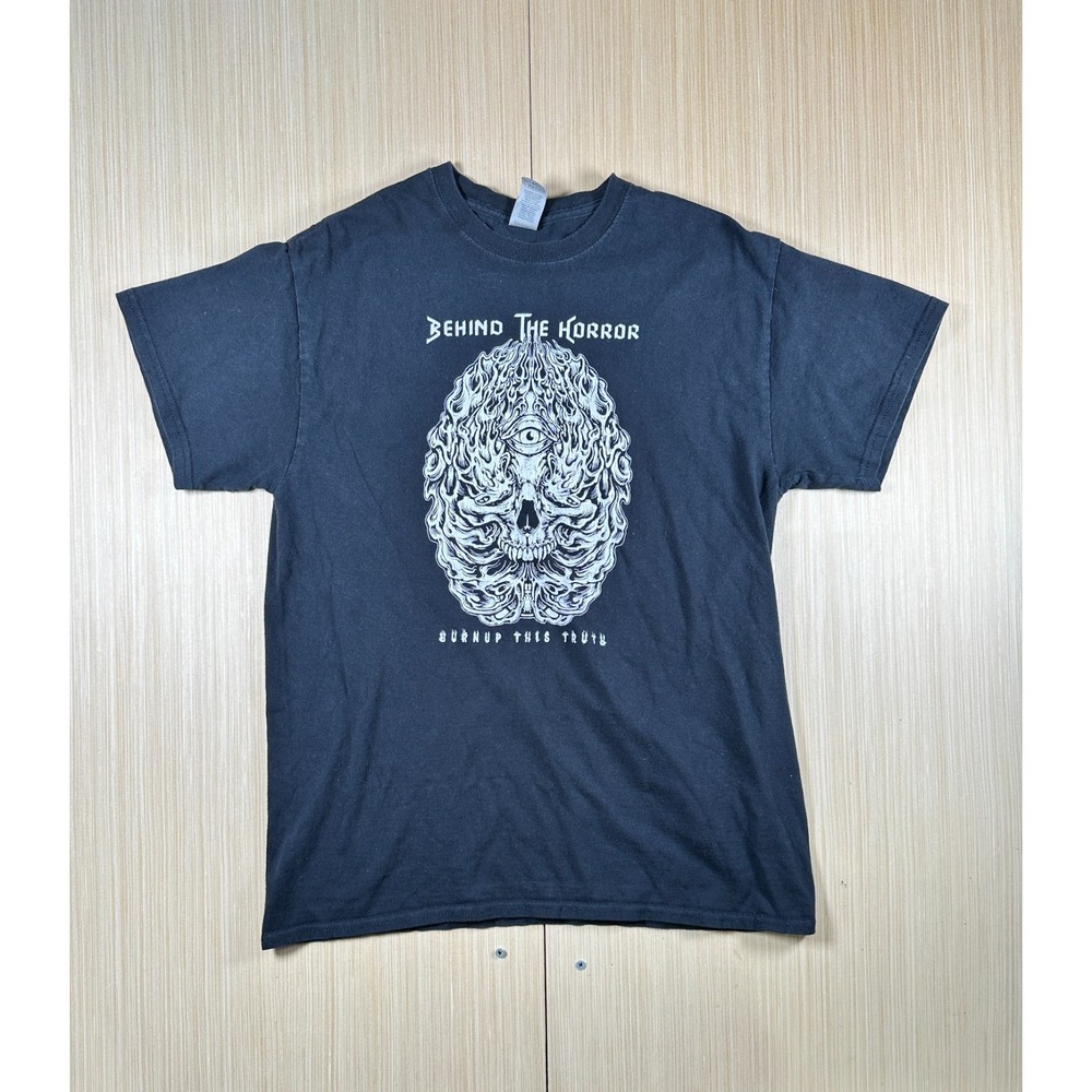 Gildan T Shirt Mens Medium Black Graphic Behind The Horror Burn Up This‎ Truth
